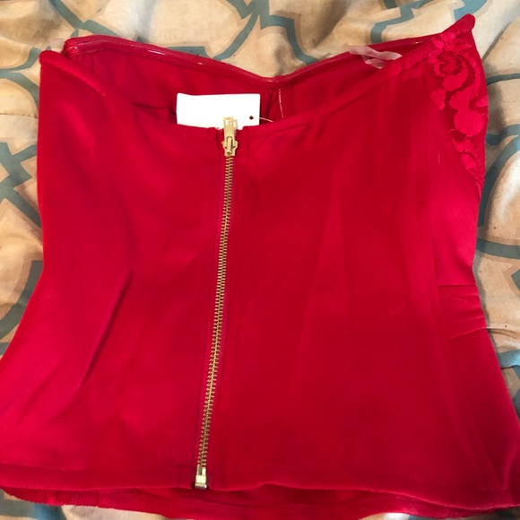 Red strapless top - Picture 3 of 3